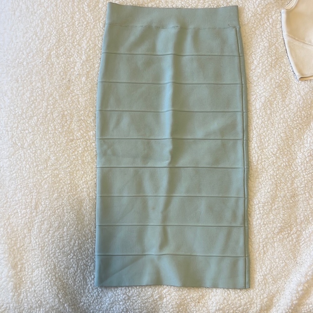 BCBG MAXAZRIA  skirt